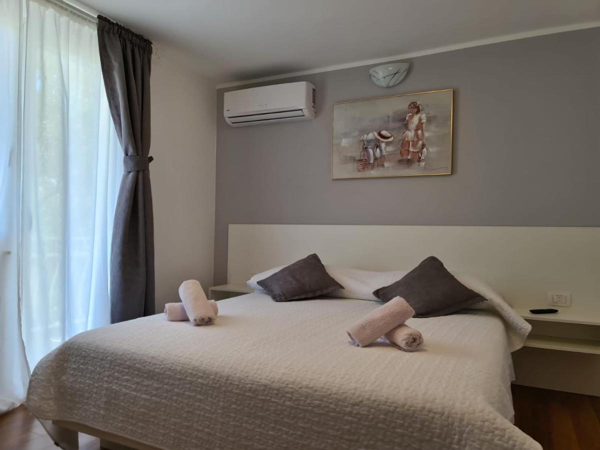 Apartments Juric Brodarica  Εξωτερικό φωτογραφία