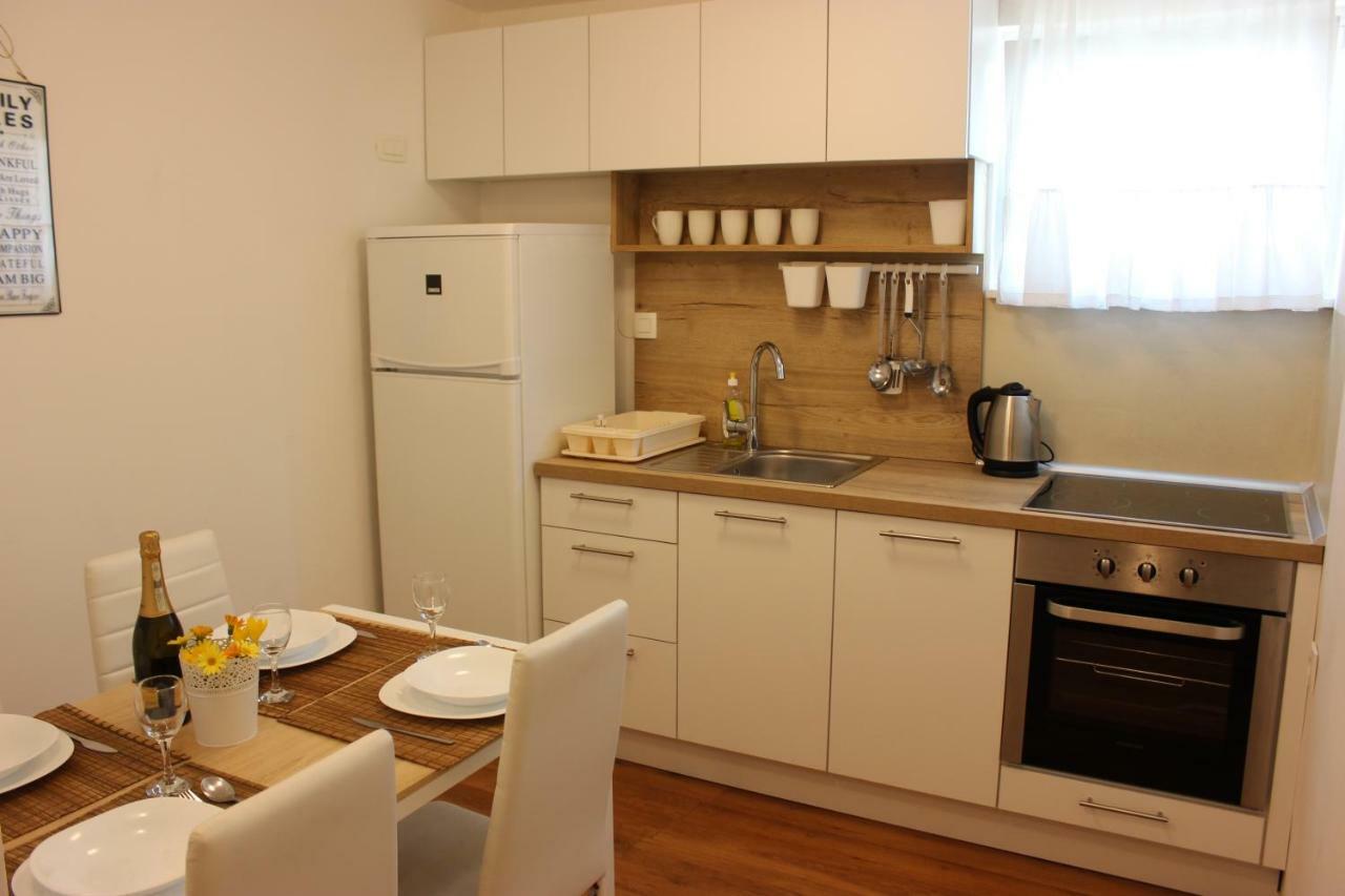 Apartments Juric Brodarica  Εξωτερικό φωτογραφία