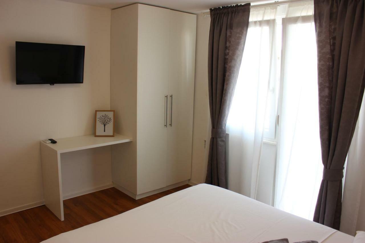 Apartments Juric Brodarica  Εξωτερικό φωτογραφία